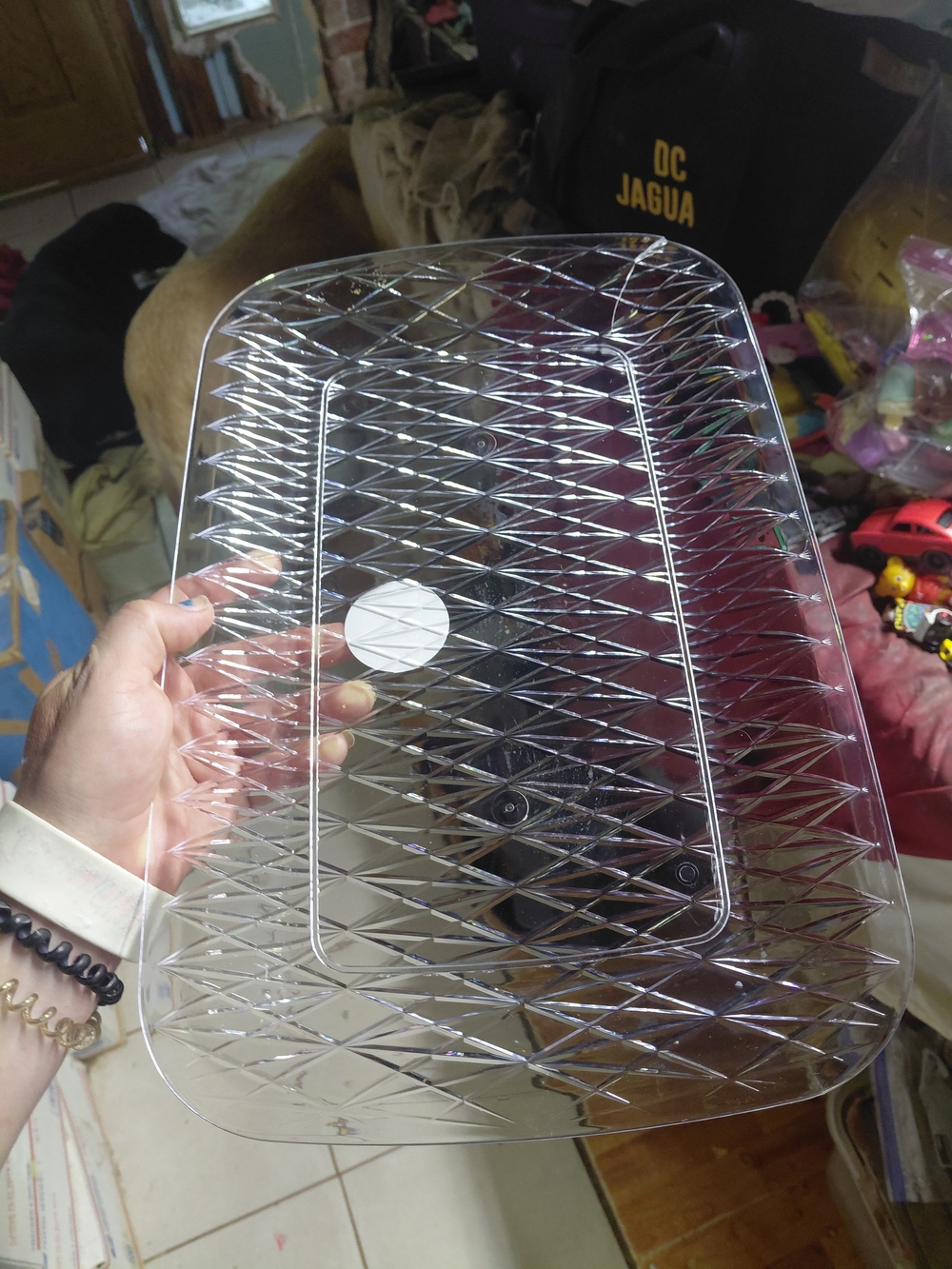 Greenbrier International clear plastic tray 16" x 10.5".5"disposable cracked x10